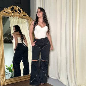 Cut-Out Zip Detail Pants – Black